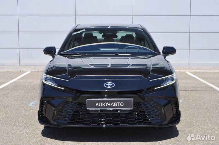 Toyota Camry 2.0 CVT, 2024