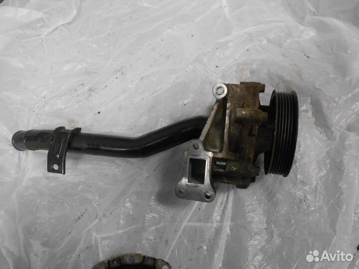 Помпа D4HB Kia Sorento 2