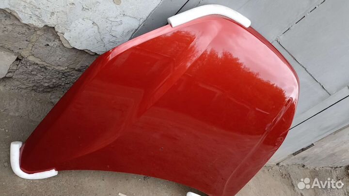 Капот на LADA vesta бу