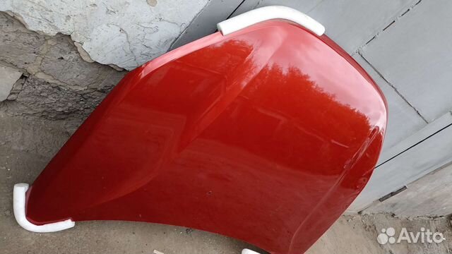 Капот на LADA vesta бу