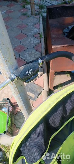 Прогулочная коляска