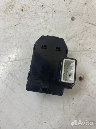 Блок регулировки зеркал Hyundai Solaris 2