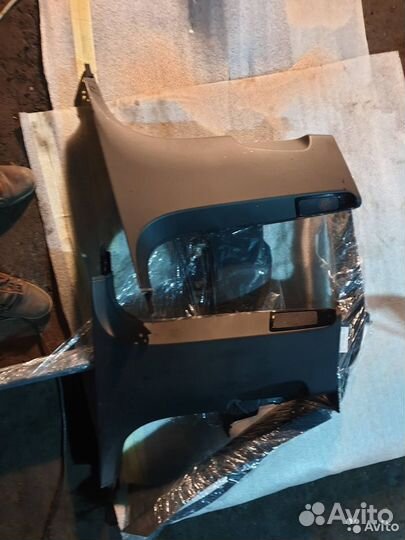 Обшивка стойки Ауди А8 Д4