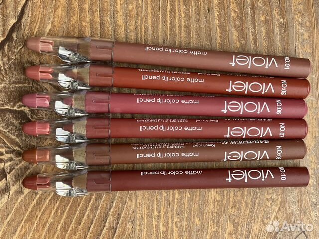 Карандаш для губ новый