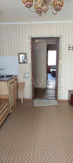 Комната 11,8 м² в 6-к., 2/5 эт.