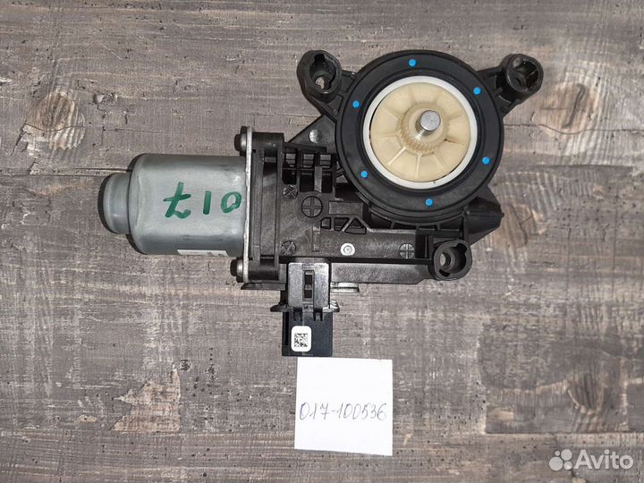 Мотор стеклоподъемника Volkswagen Jetta 6