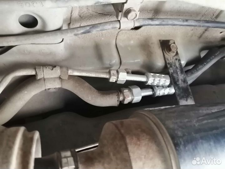 Шланги заднего контура Pajero, заглушки