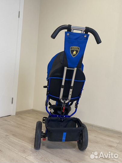 Велосипед трехколесный с ручкой Lamborghini