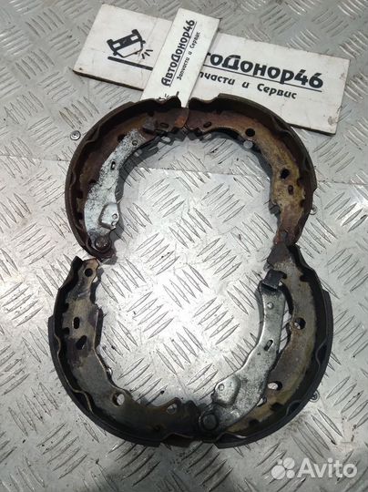 Колодки барабанные задние Renault Logan 1