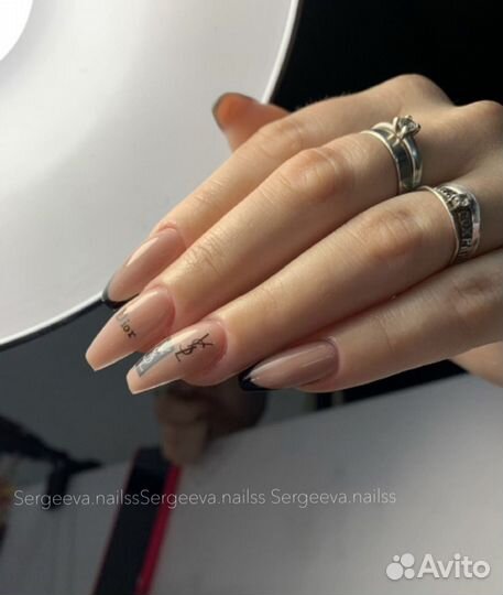 Наращивание ногтей