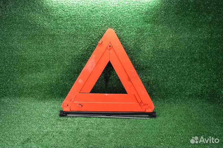 Знак аварийной остановки Mercedes w211