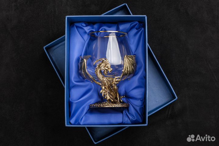 Подарочный бокал для коньяка Дракон в коробке