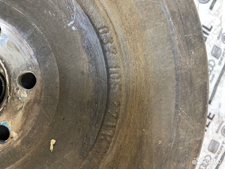 Маховик Volkswagen Passat B3 1.8 RP 1988-1993