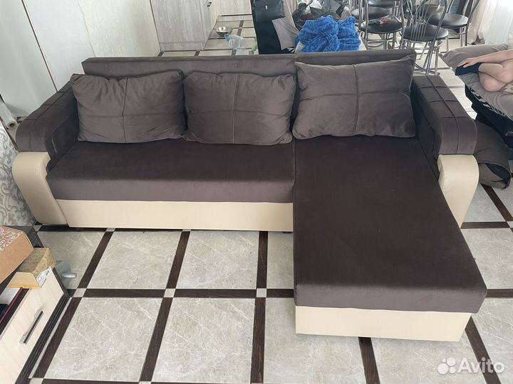 Угловой диван
