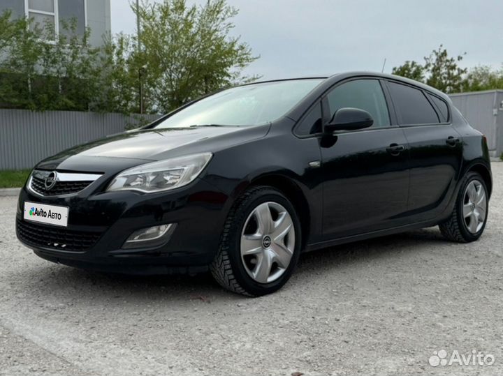 Opel Astra 1.6 AT, 2011, 160 000 км