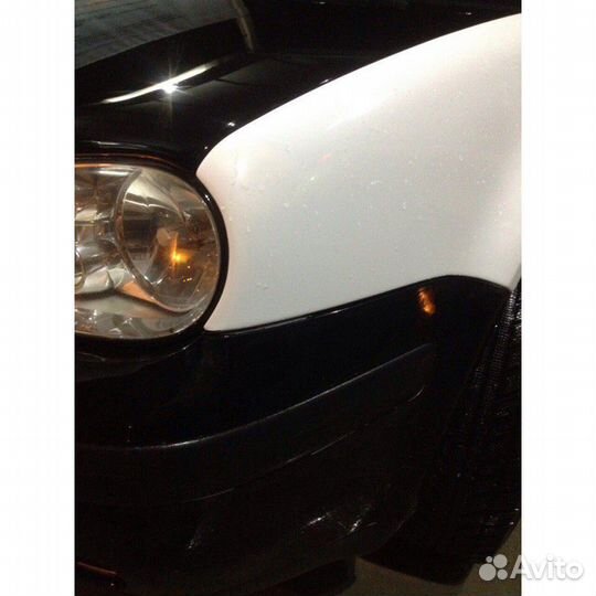 Крыло стеклопластиковое Volkswagen Golf 4