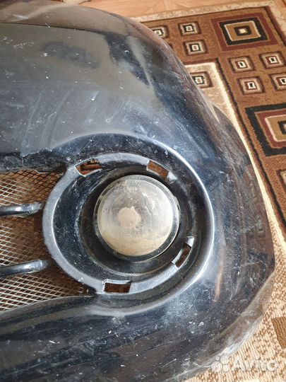 Бампер передний на Nissan Note 1 поколение