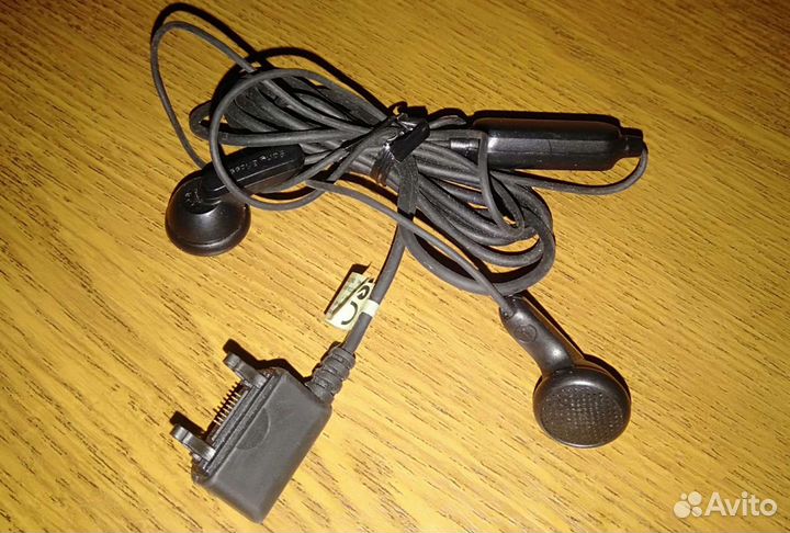 Наушники проводные Sony Ericsson K750