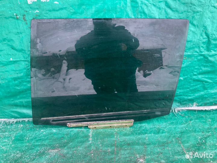 Стекло двери задней левой Geely MK Cross Джили Мк