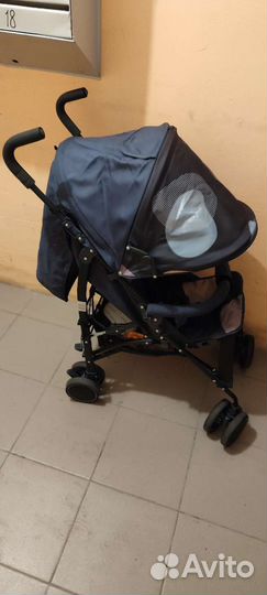Прогулочная коляска трость