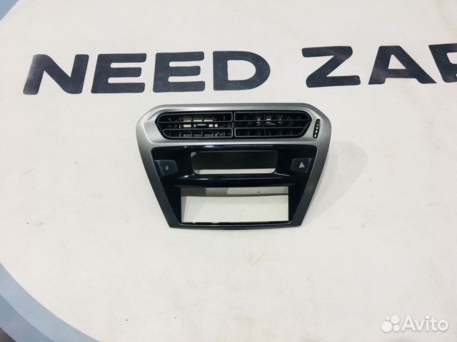 Рамка магнитолы на торпедо Peugeot 301 2013