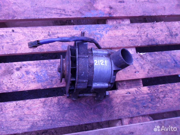 Генератор Нива 2121