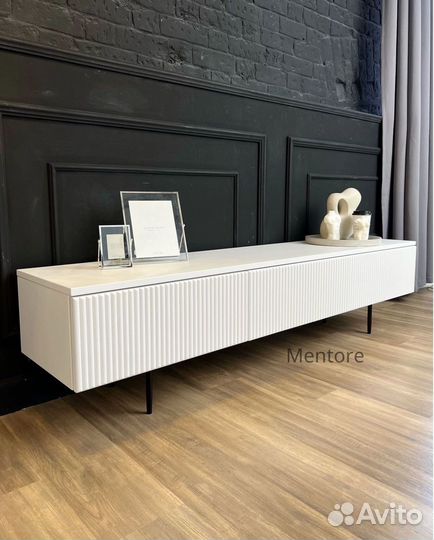 Тумба тв Filippo с дверцами