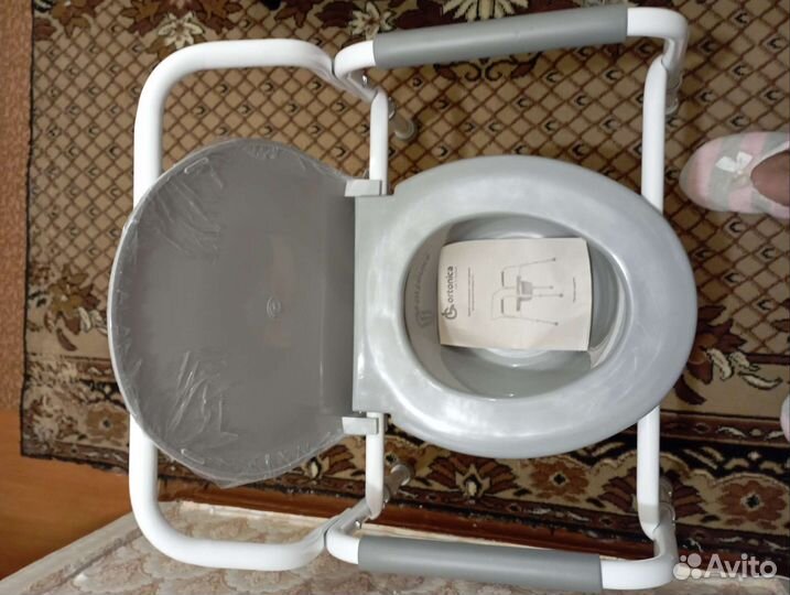 Кресло туалет для пожилых