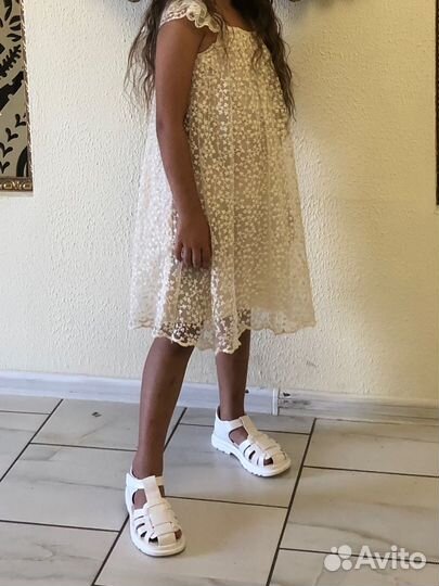 Платье нарядное для девочки