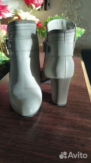 Ботинки женские 35 размер натуральная кожа