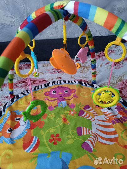 Развивающий коврик