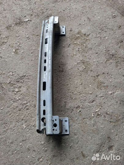 Bmw x5 f15 усилитель заднего бампера