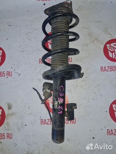 Стойка передняя в сборе правая Volvo C30 B5244S