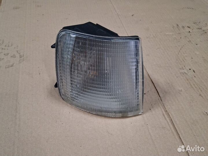 Указатель поворота правый Volkswagen Passat B3