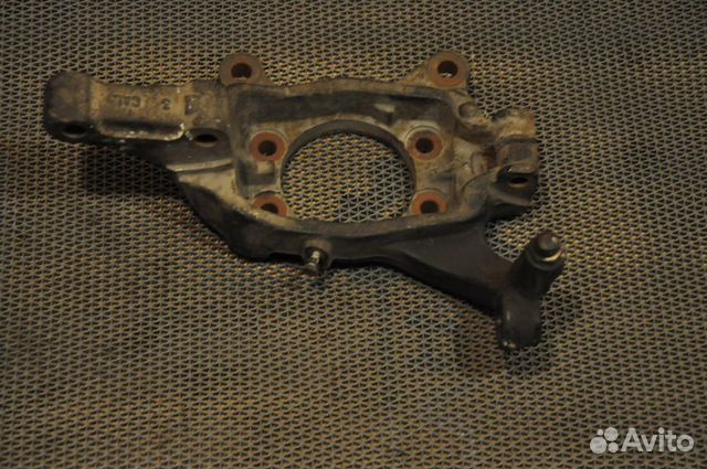 Поворотный кулак левый nissan teana J31