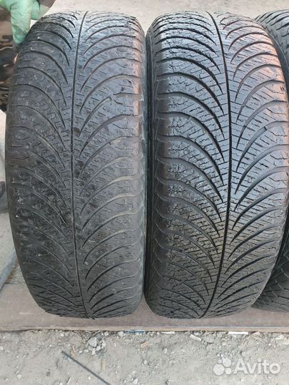 Goodyear Vector 4Seasons 185/65 R15