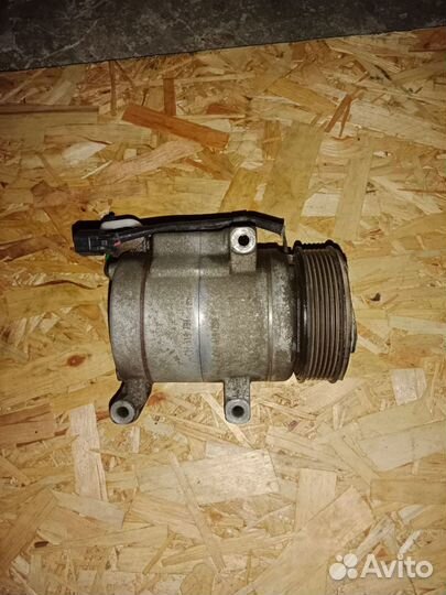 Компрессор кондиционера, двигатель 1.8