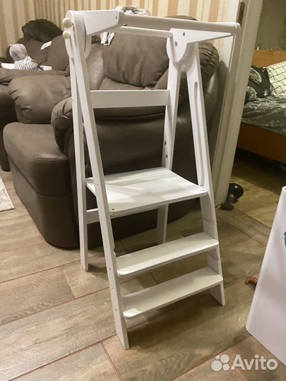 Башня помощника монтессори