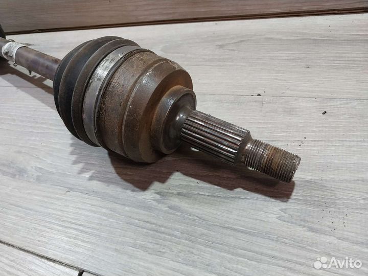 Привод левый Renault Fluence Megan 3 1.6 МКПП