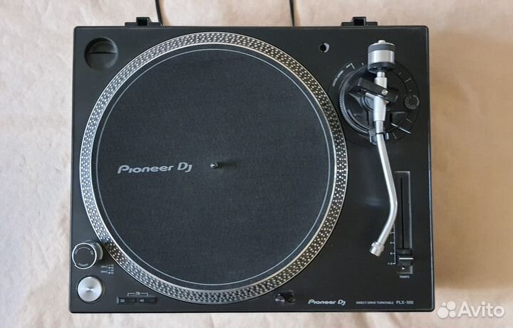 Диджейский пульт винил