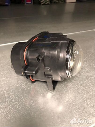 Фара противотуманная правая Audi A6 97-99