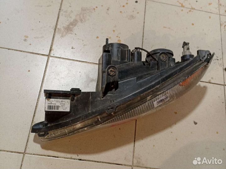 Фара Nissan Primera P11