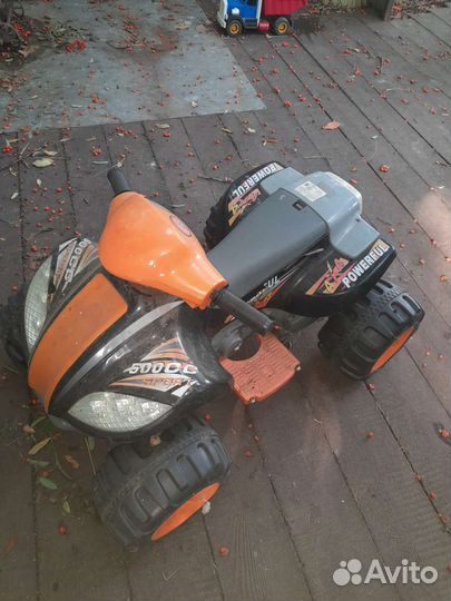 Детский квадроцикл на аккумуляторе