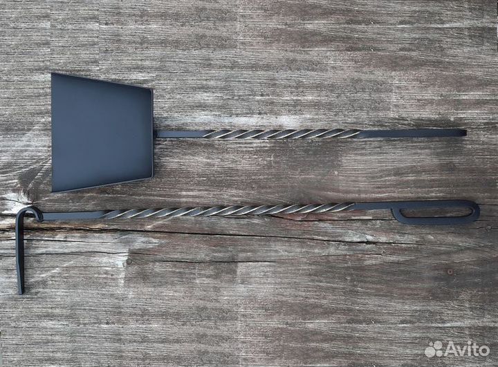 Кочерга и совок