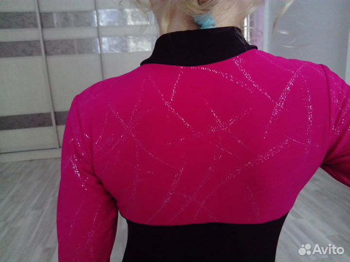 Комбинезон для фигурного катания р. 116