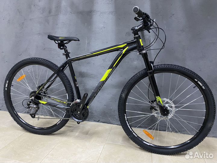 Велосипед горный Stinger Graphite PRO 29