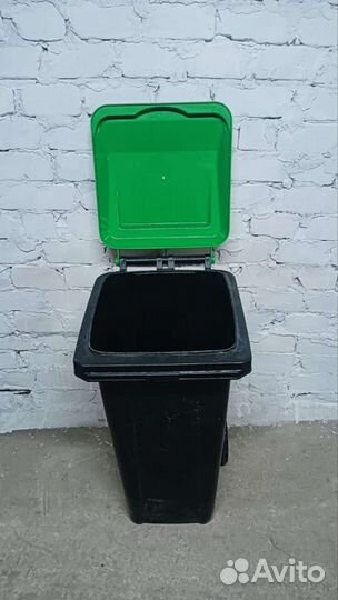 Контейнер для мусора 80л