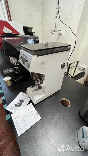 Кофемолка mythos 1 с документами