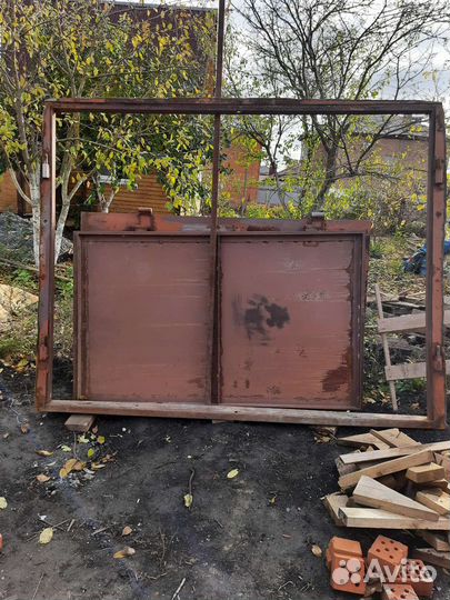Ворота гаражные металлические бу