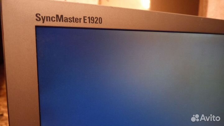Монитор 19* Samsung Syncmaster 1920